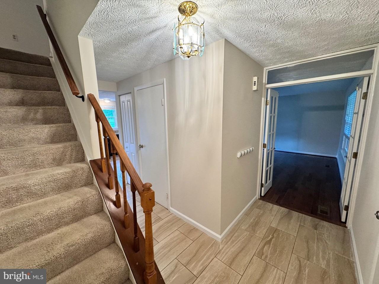 3001 Gatepost Ln - Photo 5 of 19