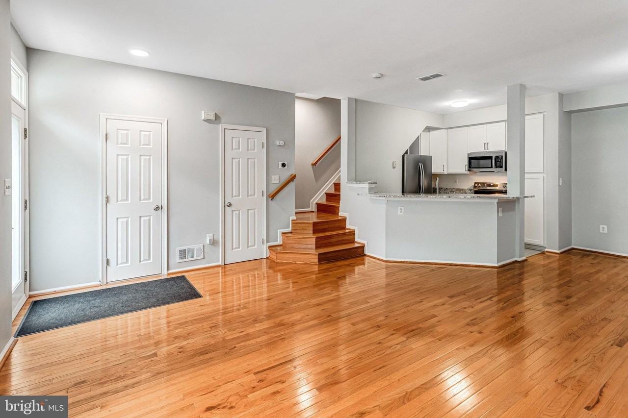 8315 Sanderling Way #22 - Photo 5 of 28