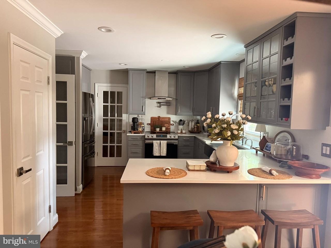 204 Whispering Wind Ct Se - Photo 5 of 34