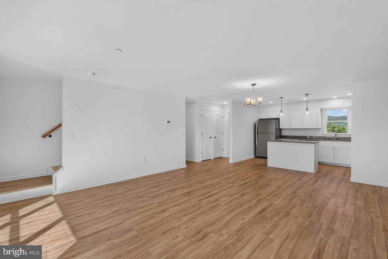 963 Woodstock Commons Pl #107A - Photo 3 of 24