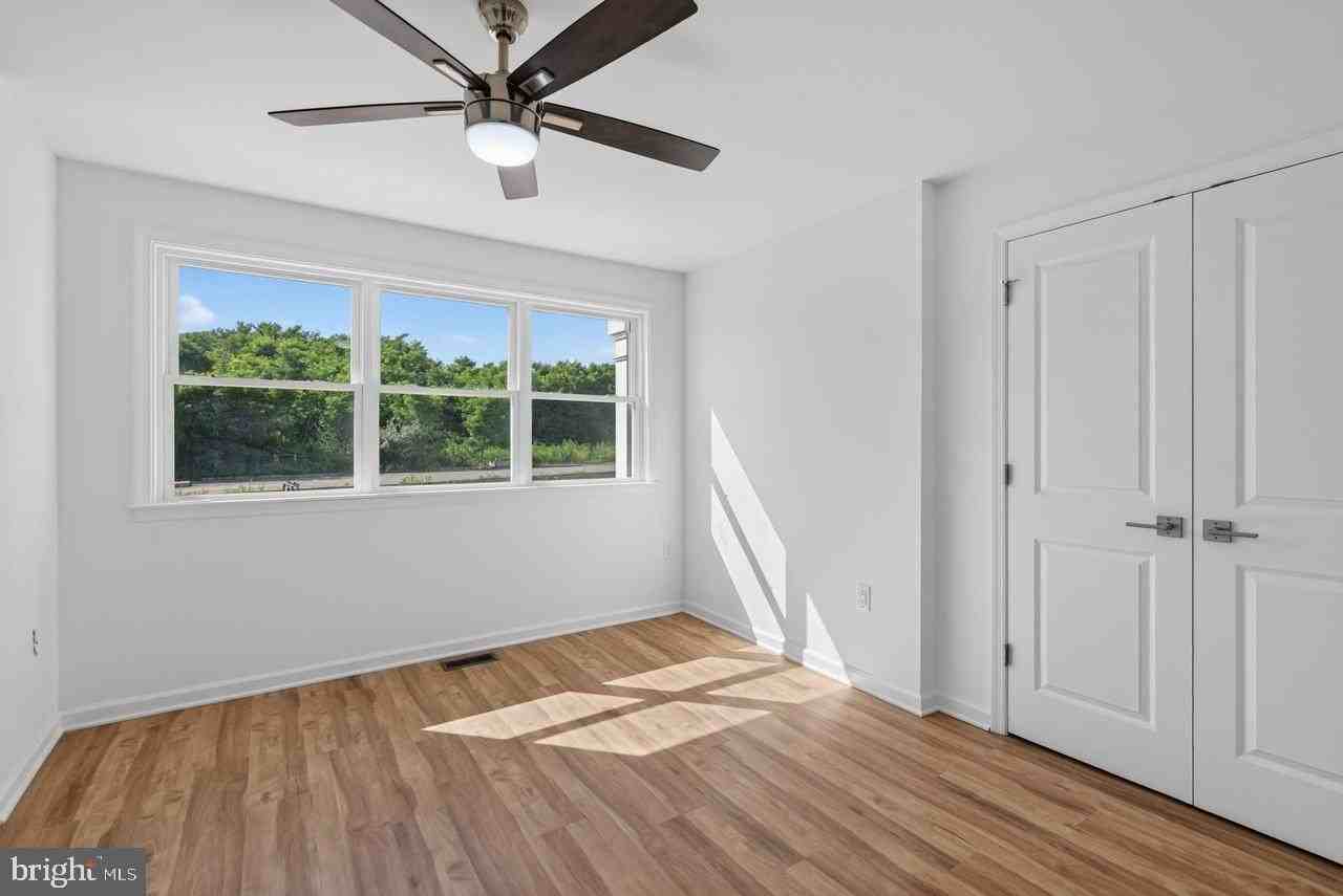 961 Woodstock Commons Pl #108A - Photo 7 of 50