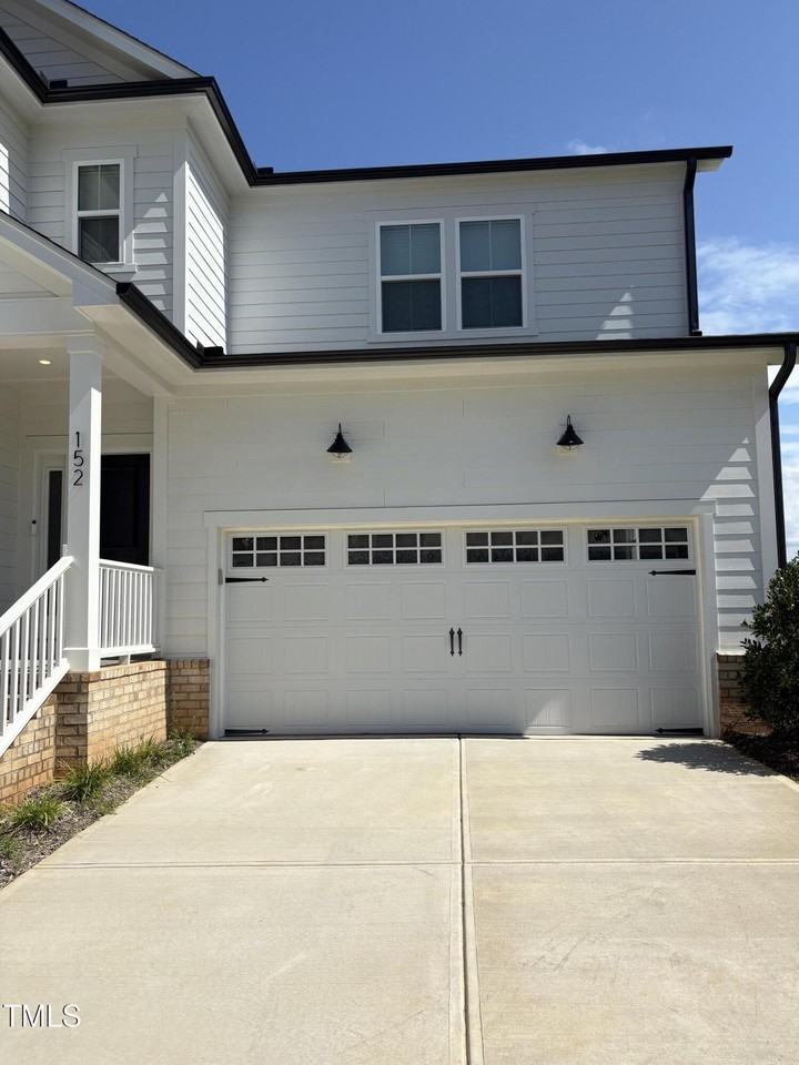 152 Highpointe Dr - Photo 2 of 31