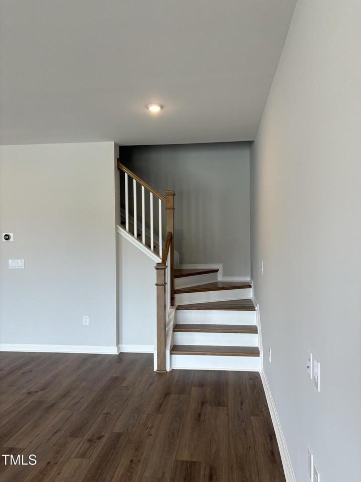 152 Highpointe Dr - Photo 6 of 31