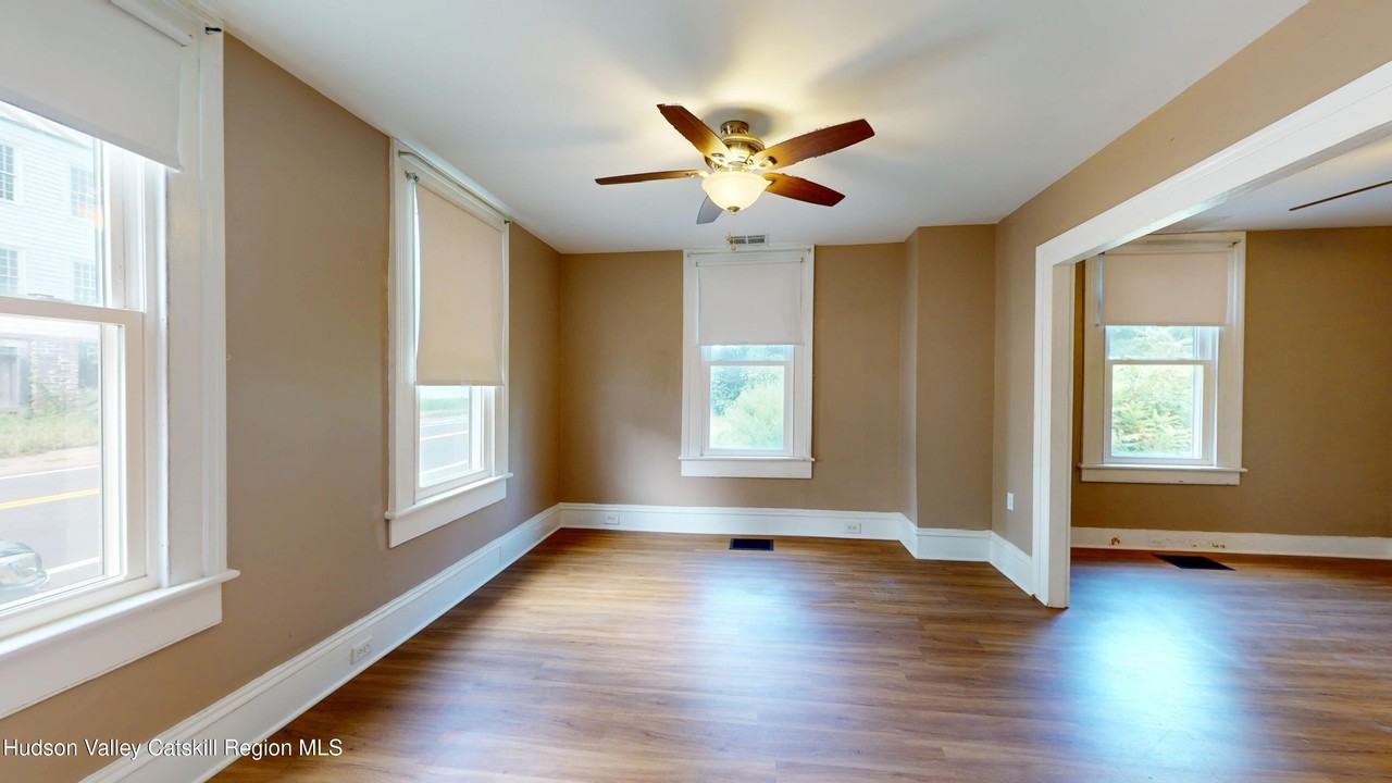 31 S Washington St #1 - Photo 4 of 28