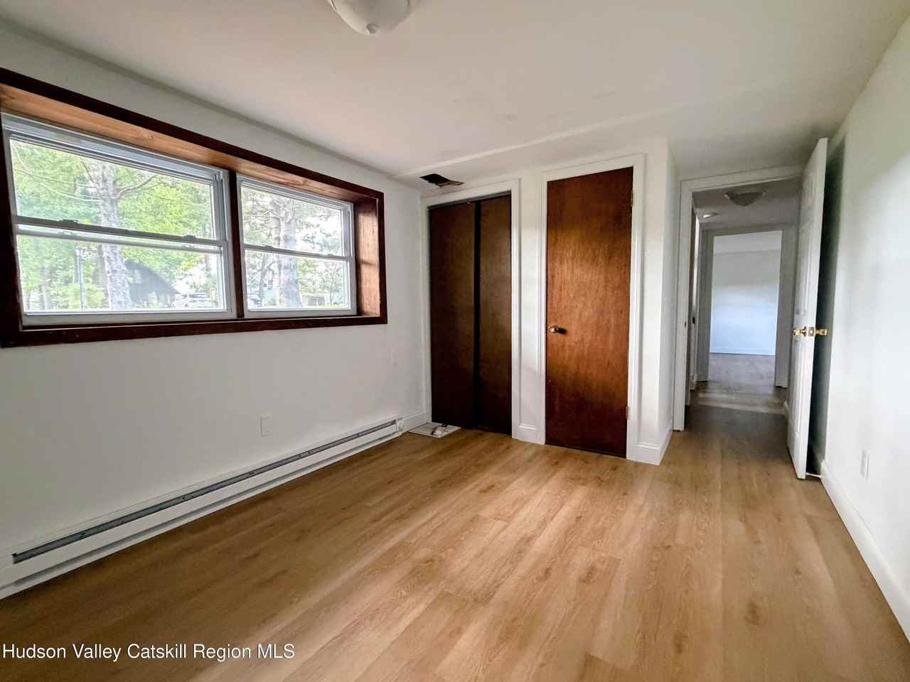1015 Lake View Rd - Photo 7 of 25