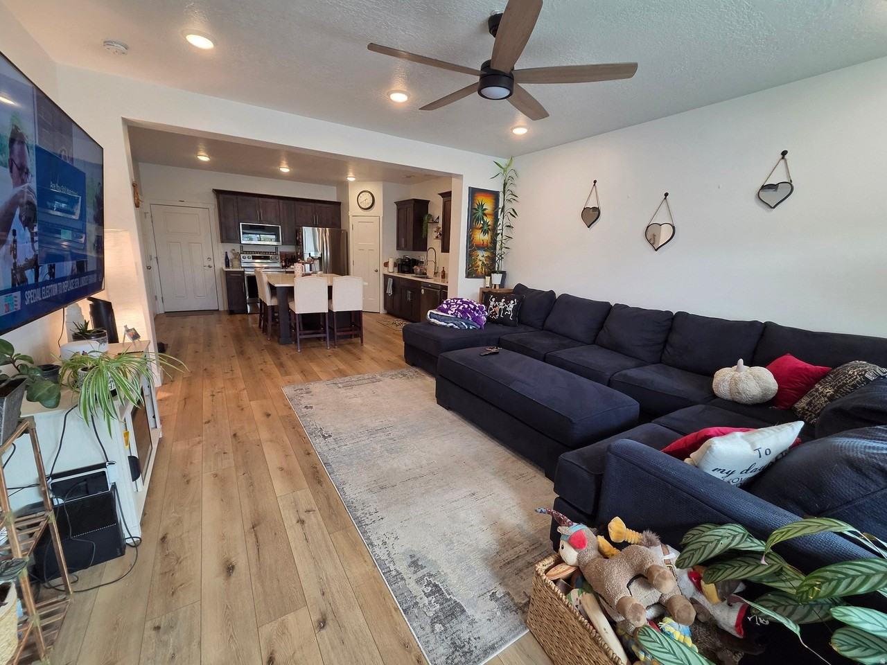4397 N Alder Ln - Photo 2 of 21