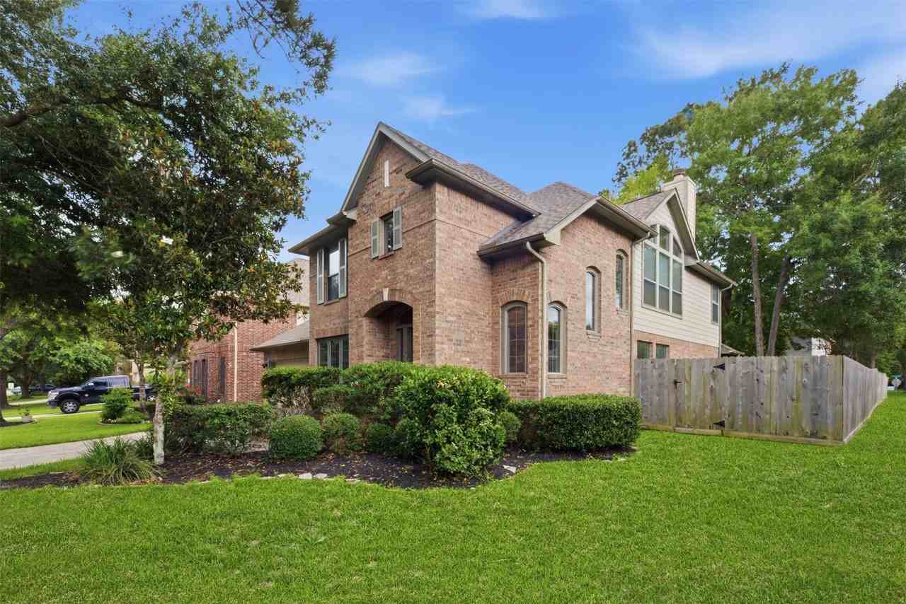 3331 Lost Maple Forest Ct - Photo 2 of 40