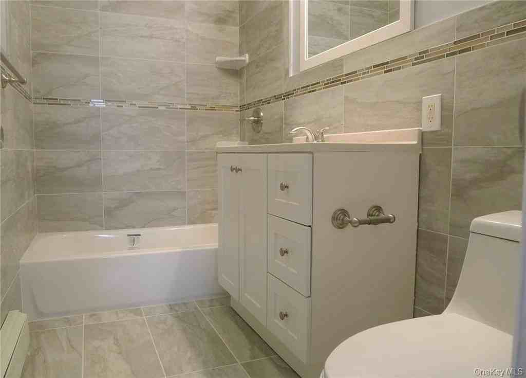 156 Truman Ave - Photo 7 of 17