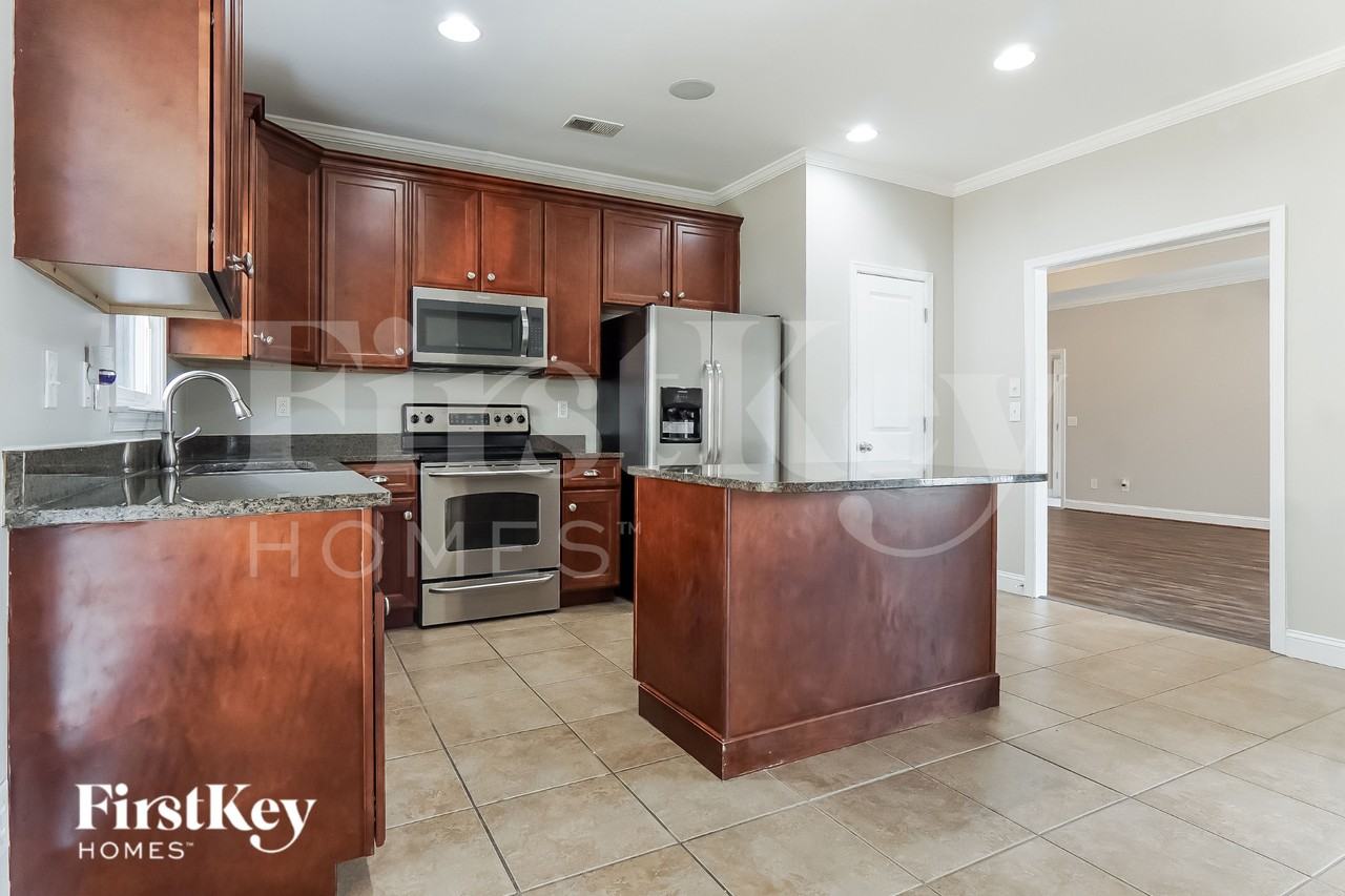 3100 Chelsea Park Rdg - Photo 7 of 15