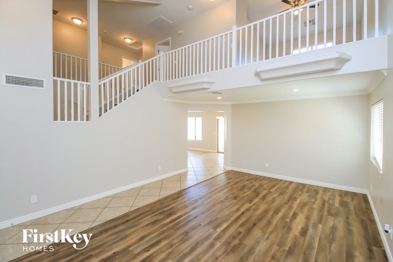 2477 W Wrangler Way - Photo 6 of 15