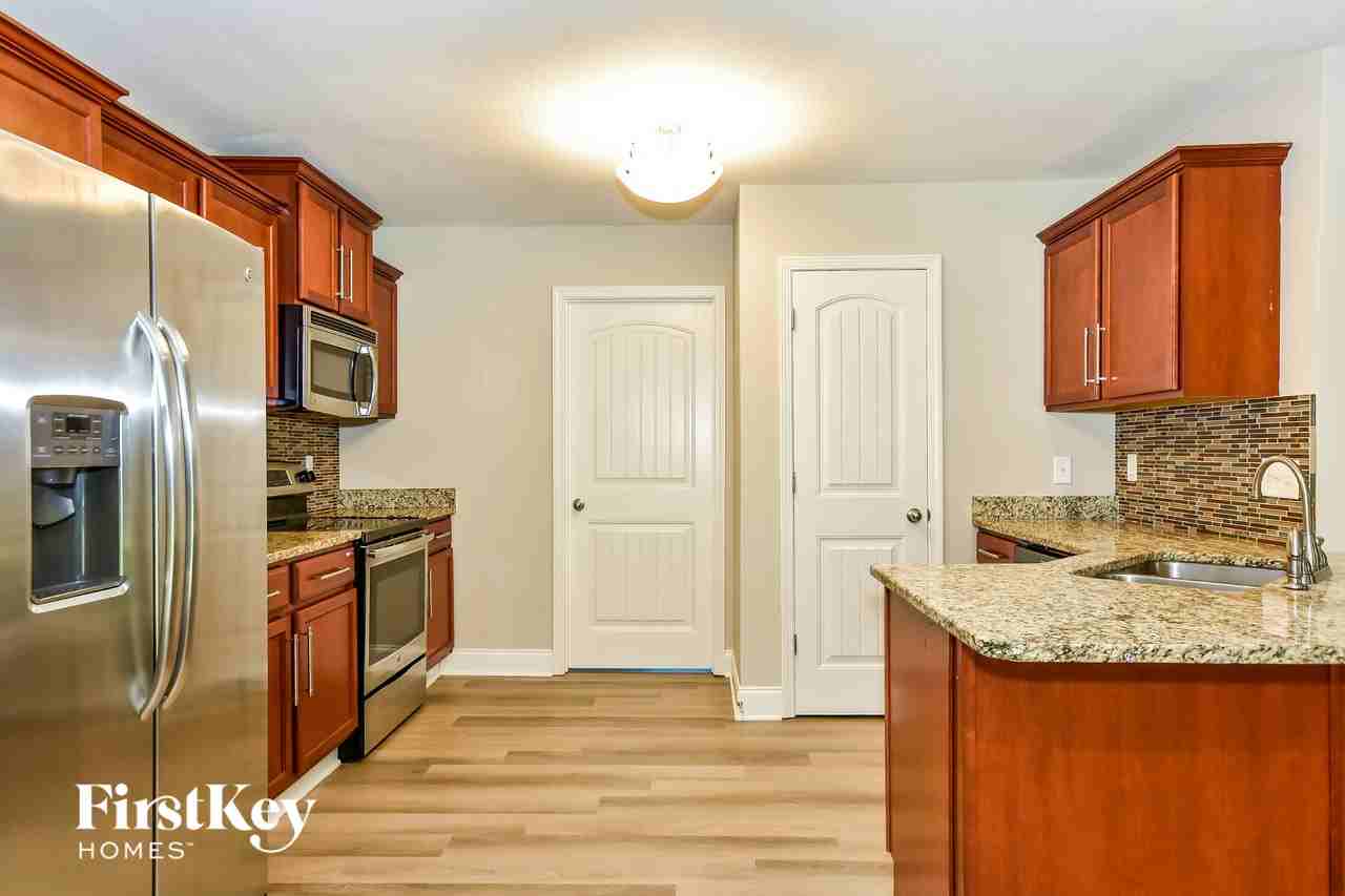416 Leslie Wood Dr - Photo 6 of 15