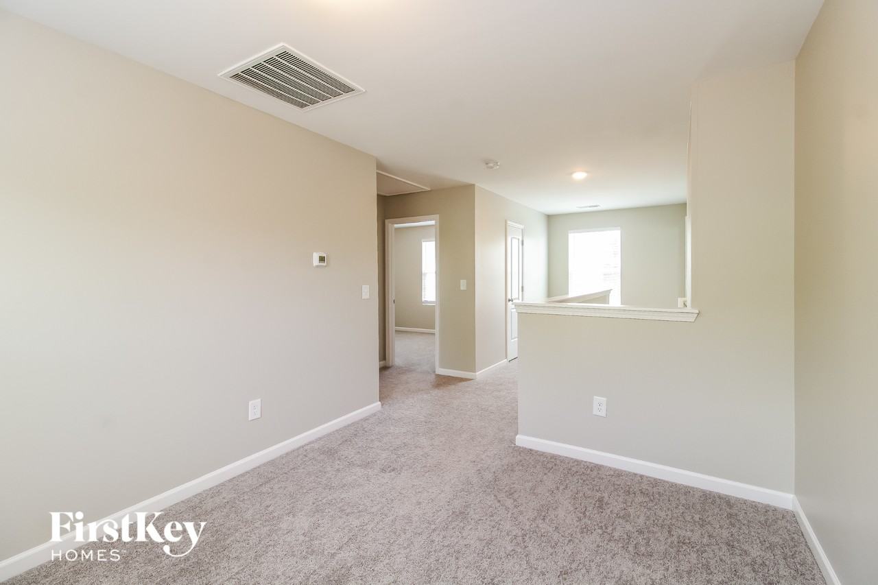 206 Glenoaks Dr - Photo 6 of 12