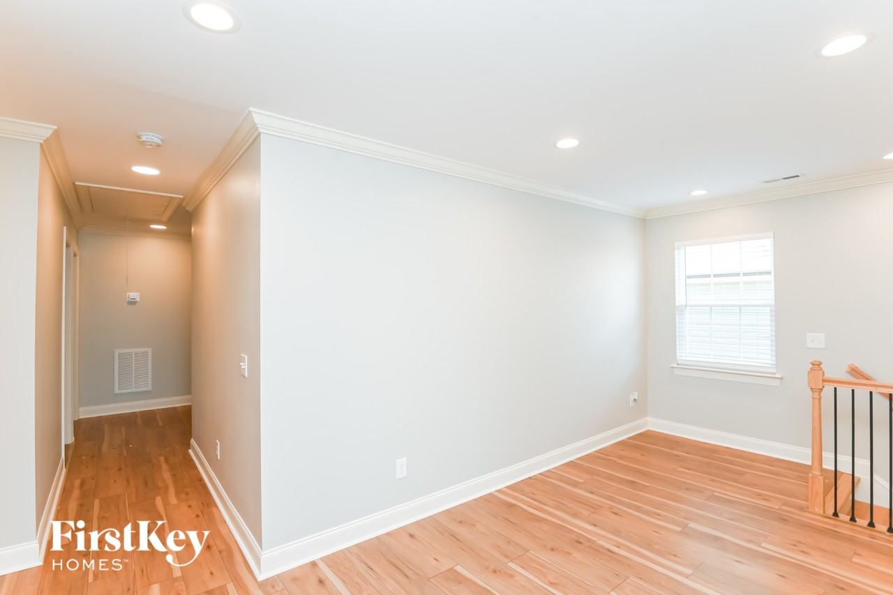 1246 Pless St Nw - Photo 2 of 15