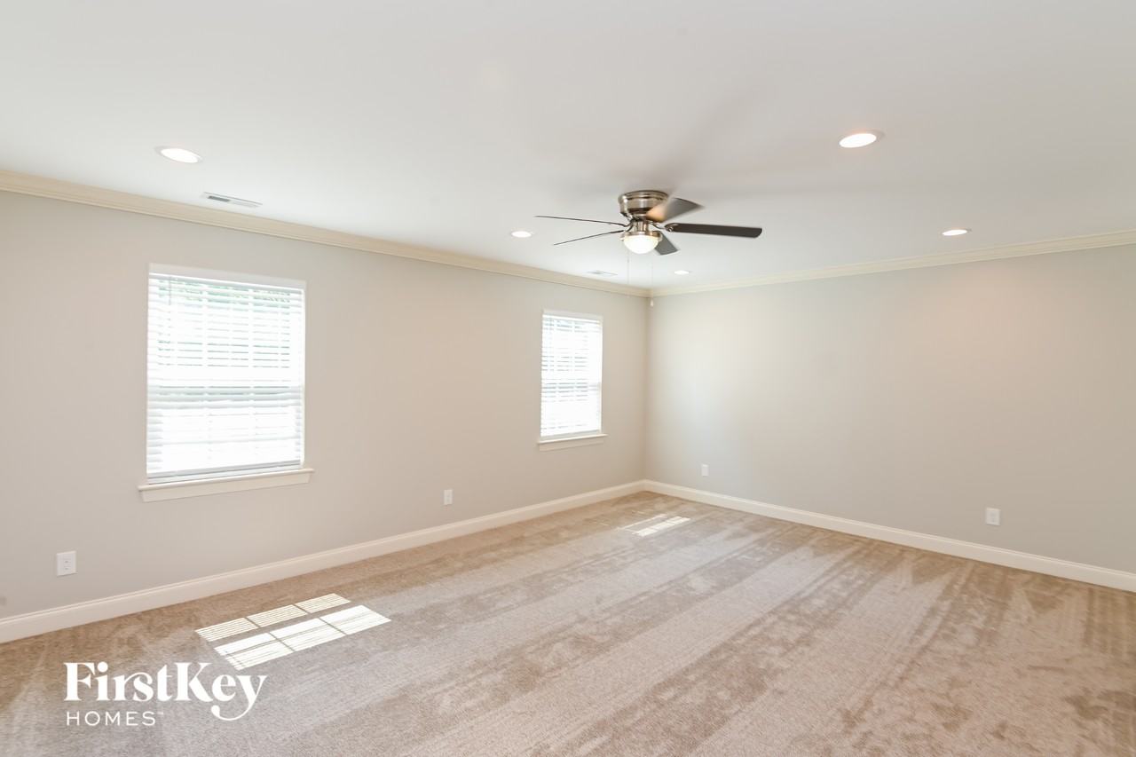 1246 Pless St Nw - Photo 7 of 15