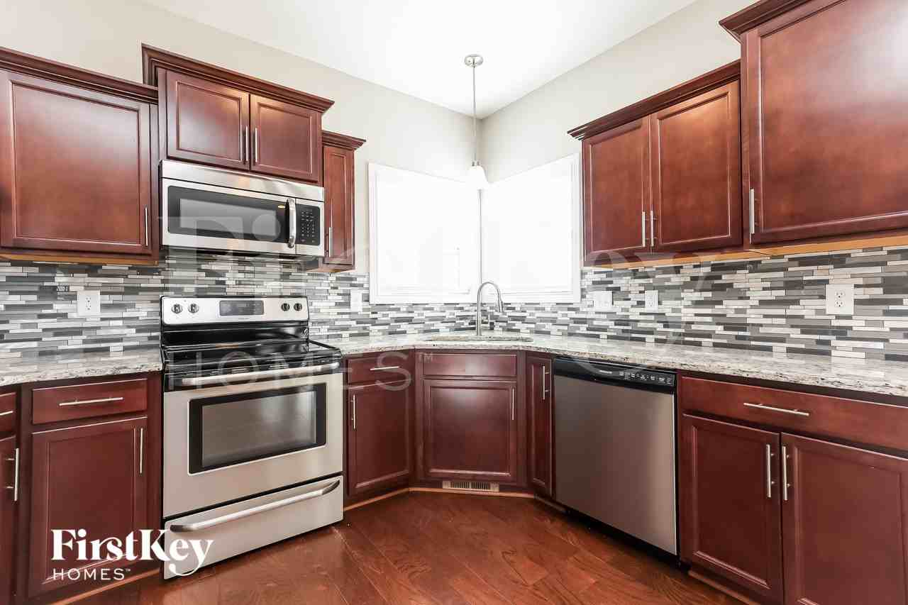 2392 Andersonville Dr - Photo 6 of 15
