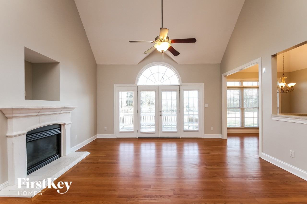 130 Hunters Hill Dr - Photo 3 of 15