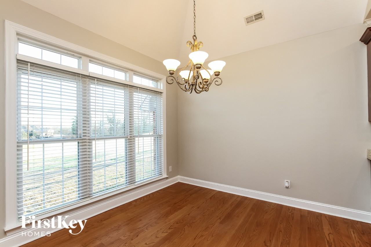 130 Hunters Hill Dr - Photo 4 of 15
