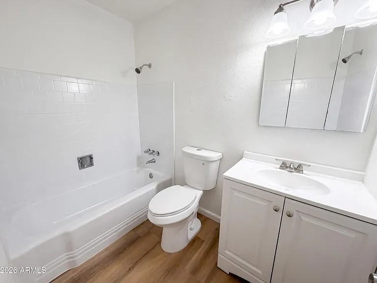1457 West 7th Avenue - Photo 6 of 10