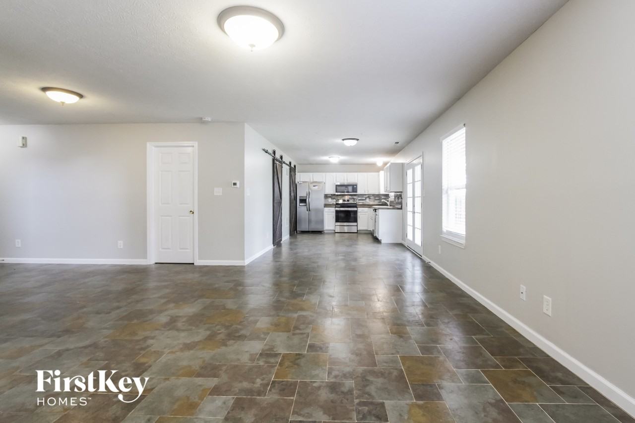 1456 Monitor Way - Photo 4 of 15