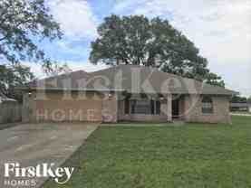 742 Eunice St - Photo 1 of 1