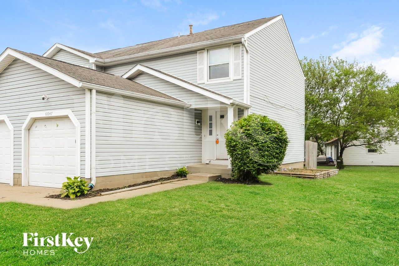 6847 Cross Key Dr - Photo 2 of 16