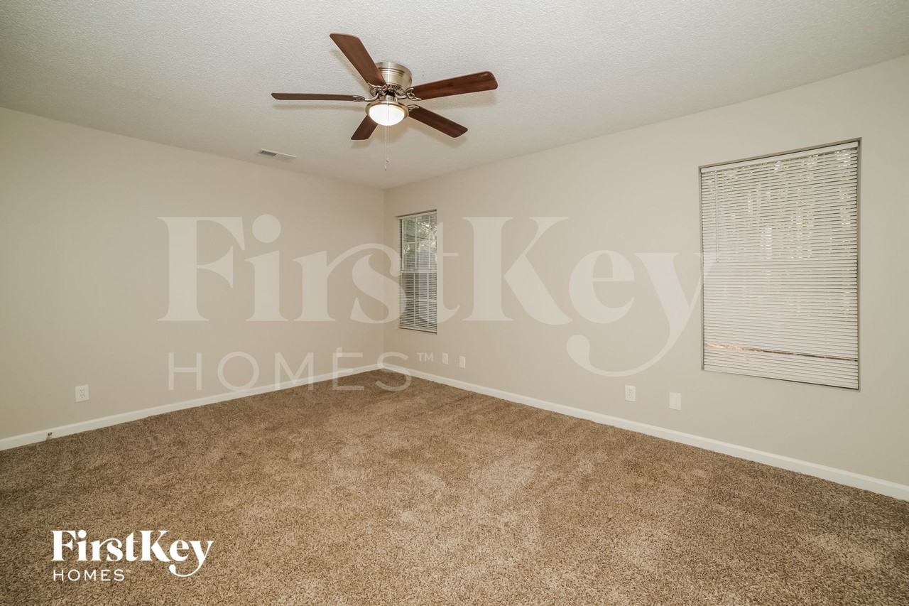21 Angelo Rd - Photo 7 of 15
