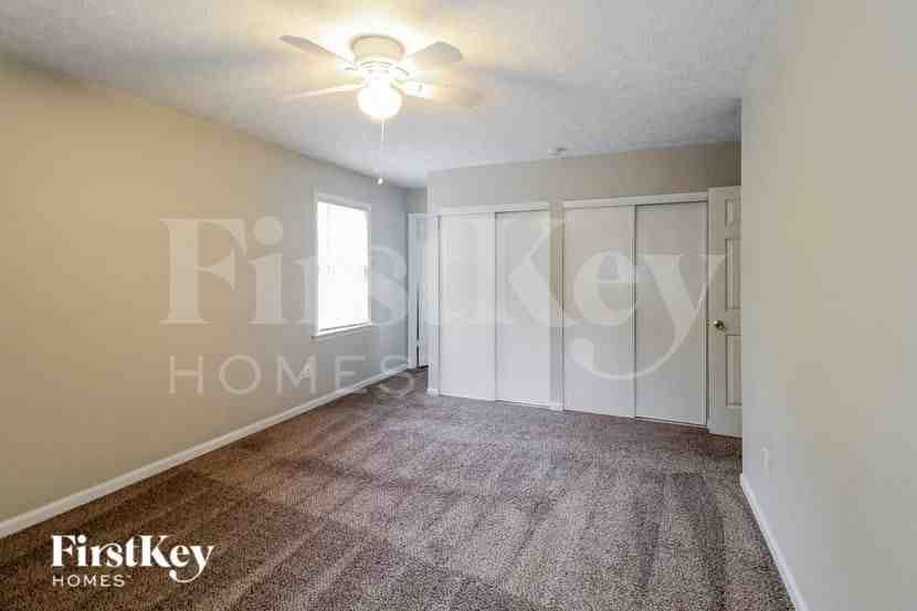 1739 Killian Hill Rd Sw - Photo 7 of 16
