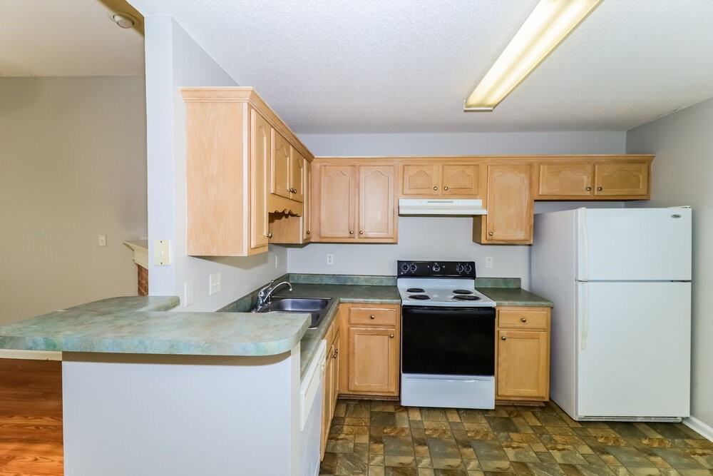 2806 Breezy Ridge Trl - Photo 7 of 16