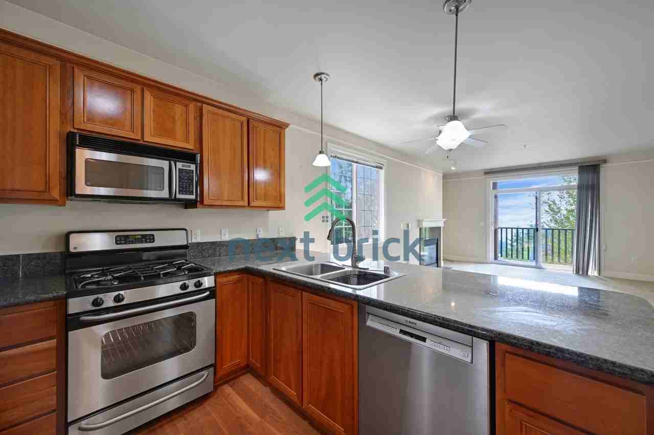 4911 Morris Ave S - Photo 4 of 18