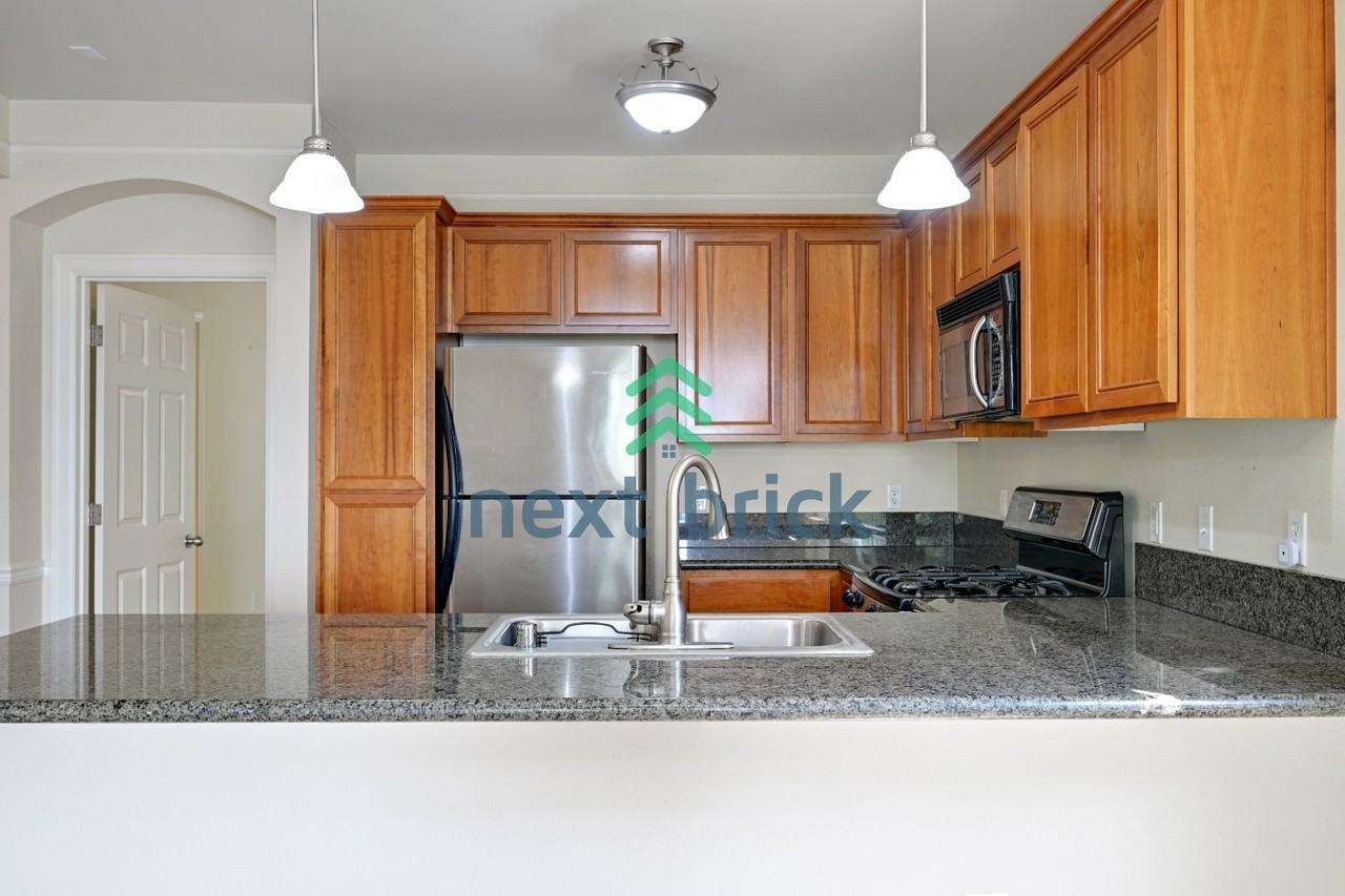 4911 Morris Ave S - Photo 5 of 18