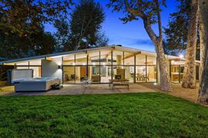 featured image of 6225 Frondosa Dr