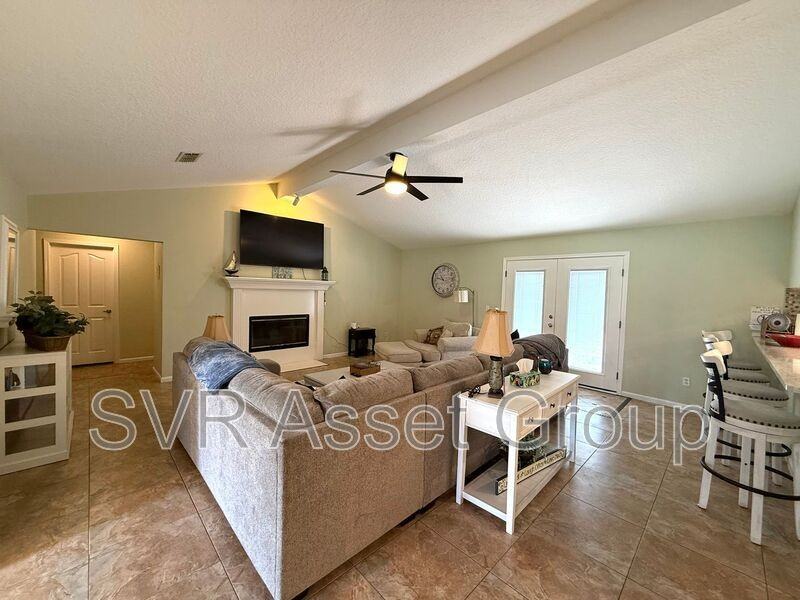 8997 Adams Walk Dr - Photo 6 of 19
