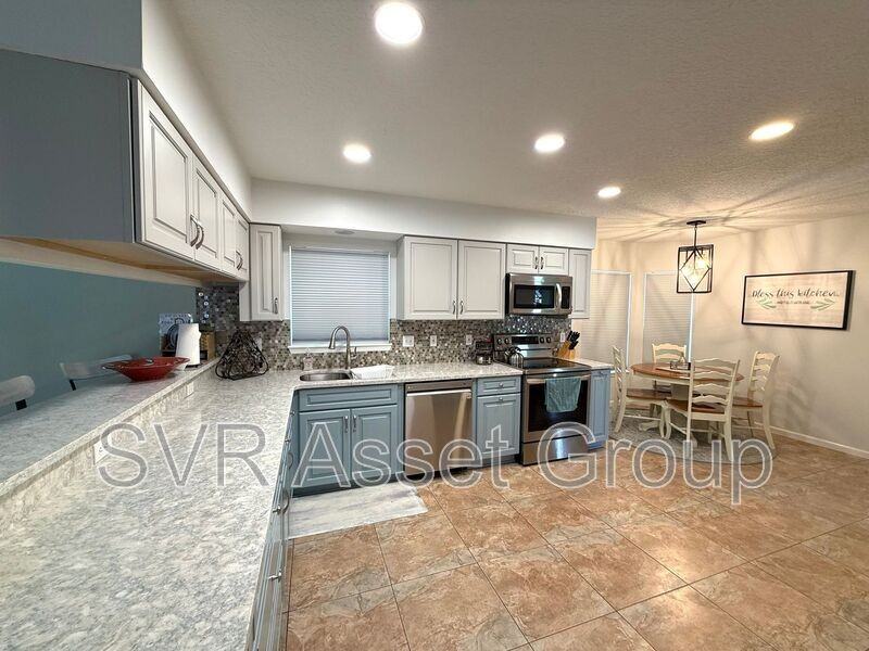 8997 Adams Walk Dr - Photo 7 of 19
