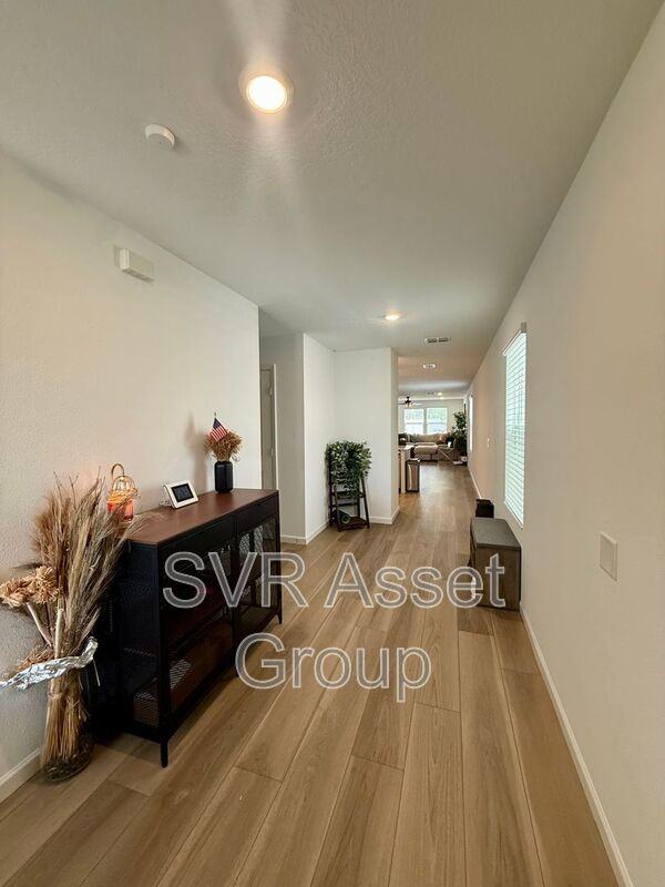 3495 Mildred Way - Photo 3 of 17