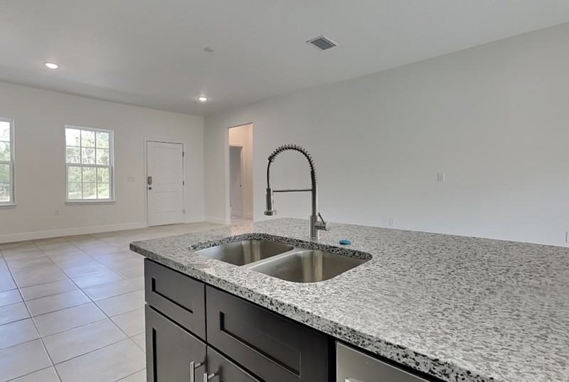 560 Marion Oaks Blvd - Photo 4 of 23