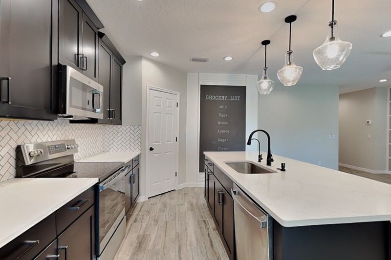 1245 Celery Oaks Ln - Photo 2 of 26
