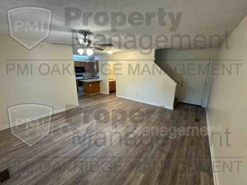 130 Heather Rd #A - Photo 2 of 11