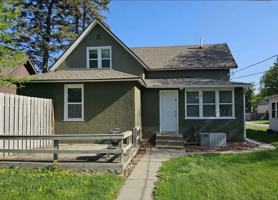 featured image of 1310 Oak St #DOWN