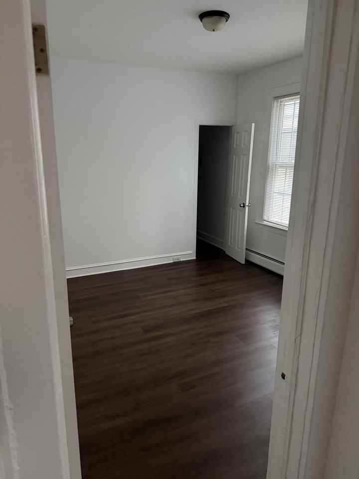 264 Pomona Ave #1 - Photo 3 of 10