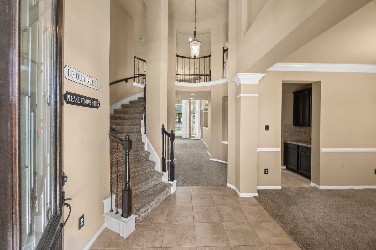 13938 Sawmill Run Ln - Photo 5 of 28