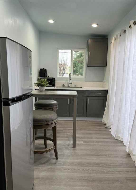 2053 W 79th St - Photo 2 of 10