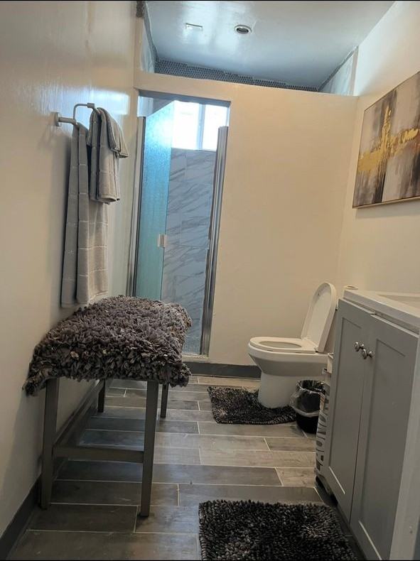 2053 W 79th St - Photo 4 of 10