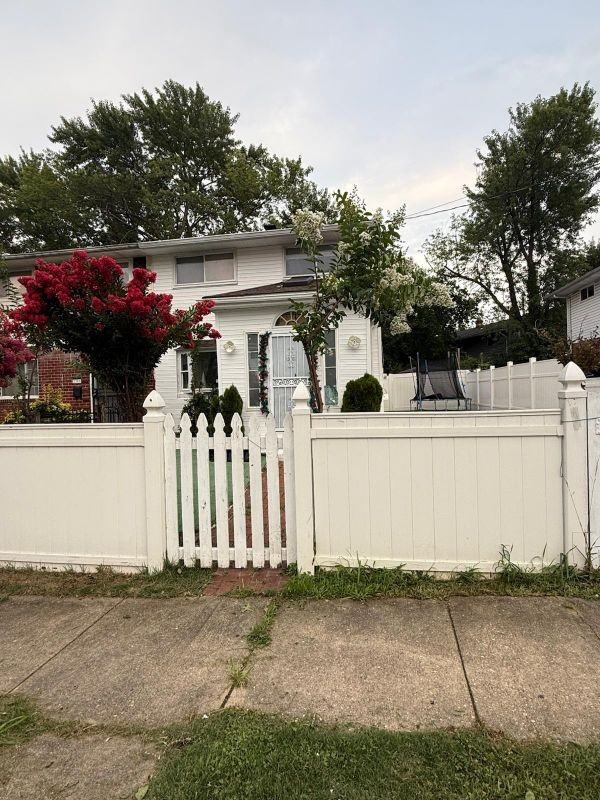 2307 Virginia Ave - Photo 7 of 10