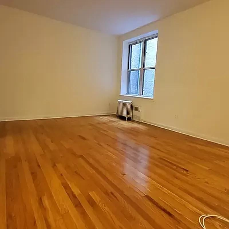348 W 85th St #45B - Photo 4 of 6