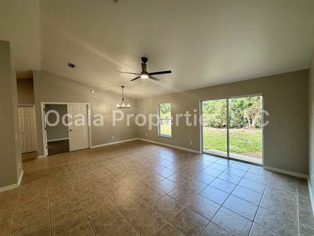 1 Olive Ln - Photo 6 of 24