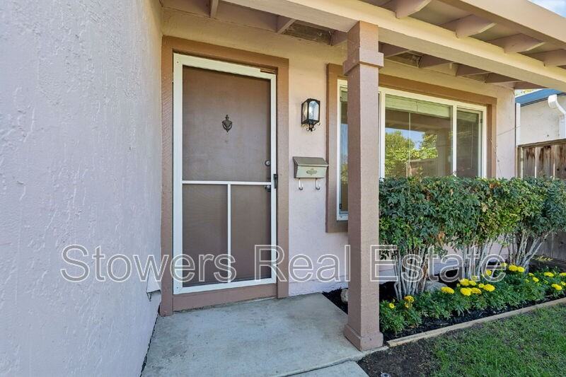 2535 Heatherlark Cir - Photo 4 of 50