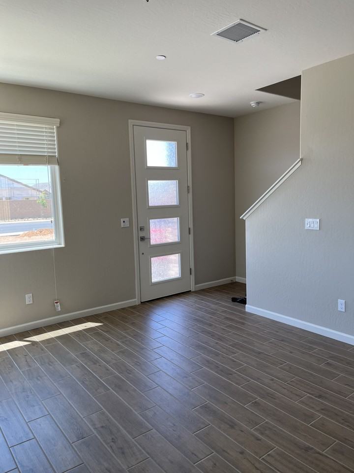 1111 Alcove Way W #NA - Photo 3 of 24