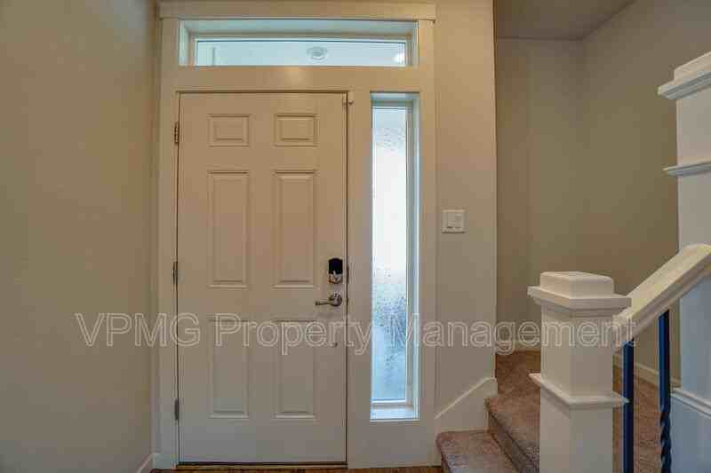 11603 Ne 138th Ave - Photo 5 of 48