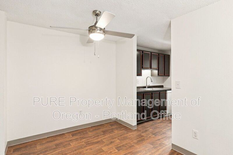 14134 Ne Sandy Blvd #D08 - Photo 7 of 41