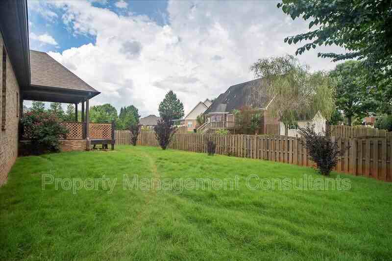 182 Silo Hill Rd - Photo 7 of 26